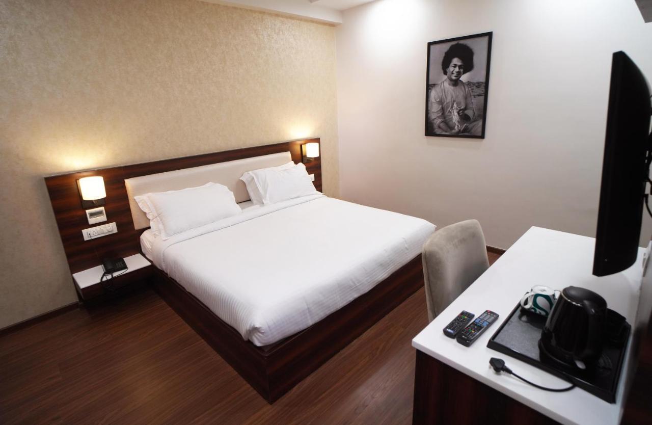 Sai Maa Hotel & Residency Puttaparthi Exterior foto