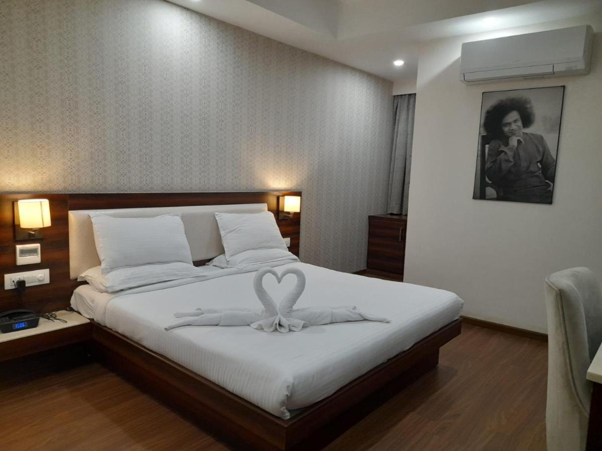Sai Maa Hotel & Residency Puttaparthi Exterior foto